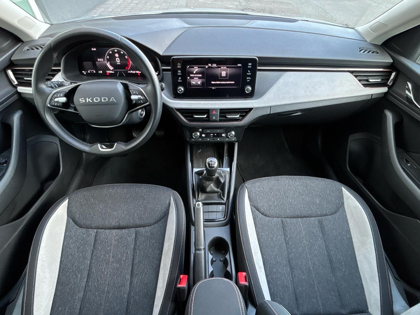 Škoda Scala, 1.0 TSI / 85 kW Top Selection - fotka 5