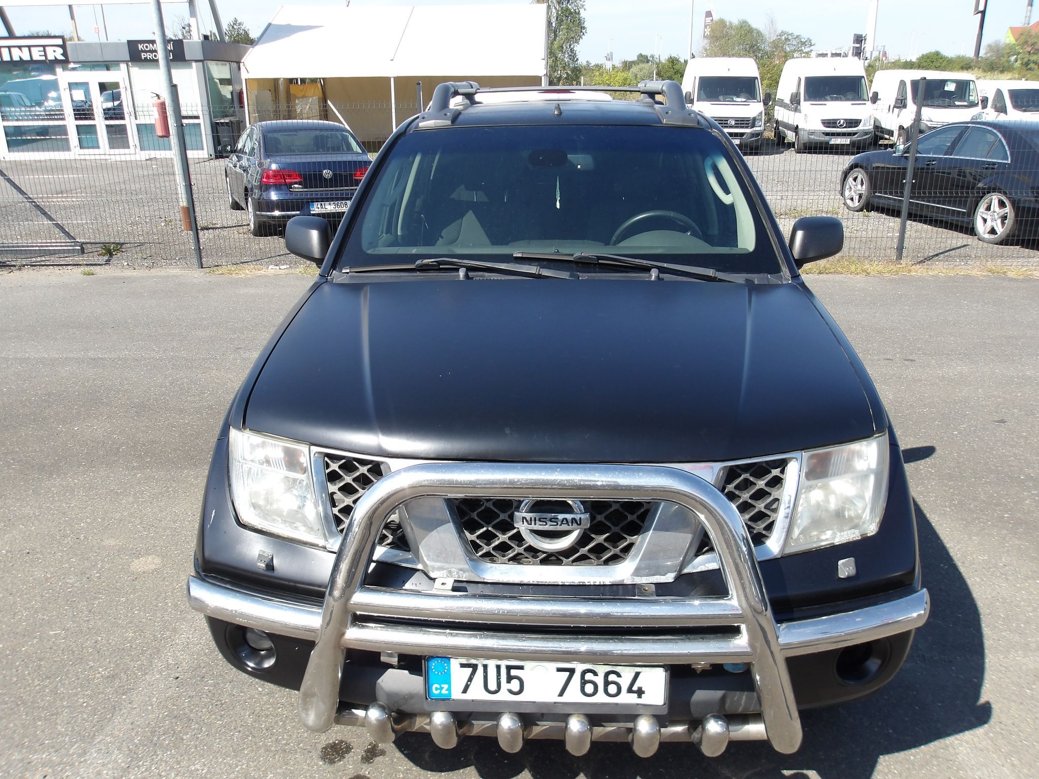 Nissan Navara, 2,5TDCi 4x4 NAJ.200000km ! - fotka 4