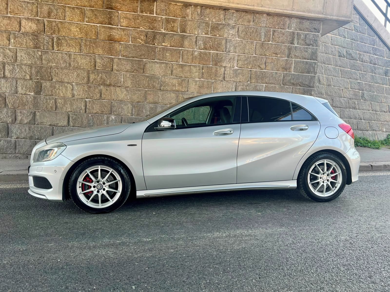 Mercedes-Benz Třídy A, 2.0 A250 Kůže automat, servis - fotka 3