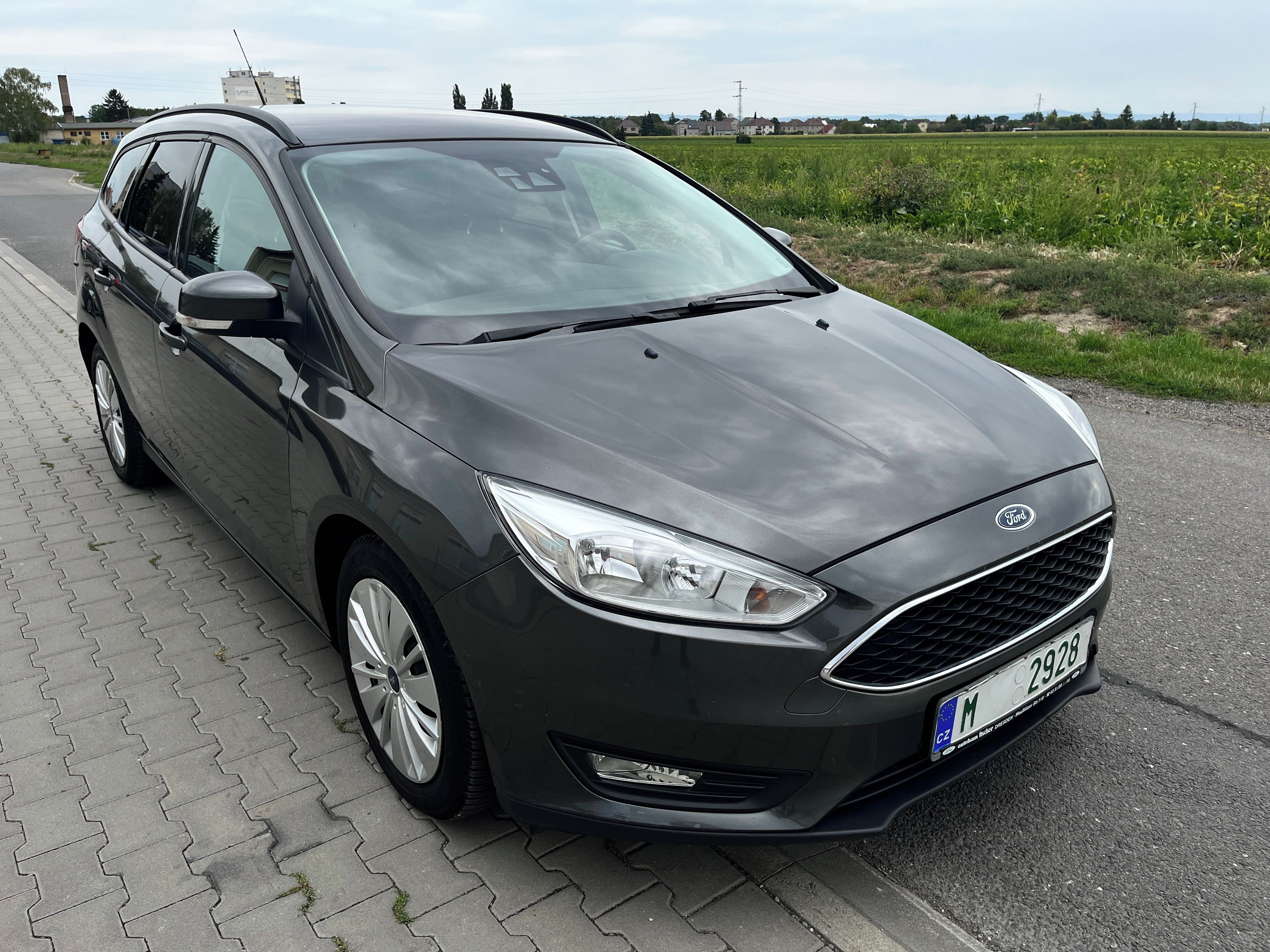 Ford Focus, 1.0i Benzin 92kW - fotka 4