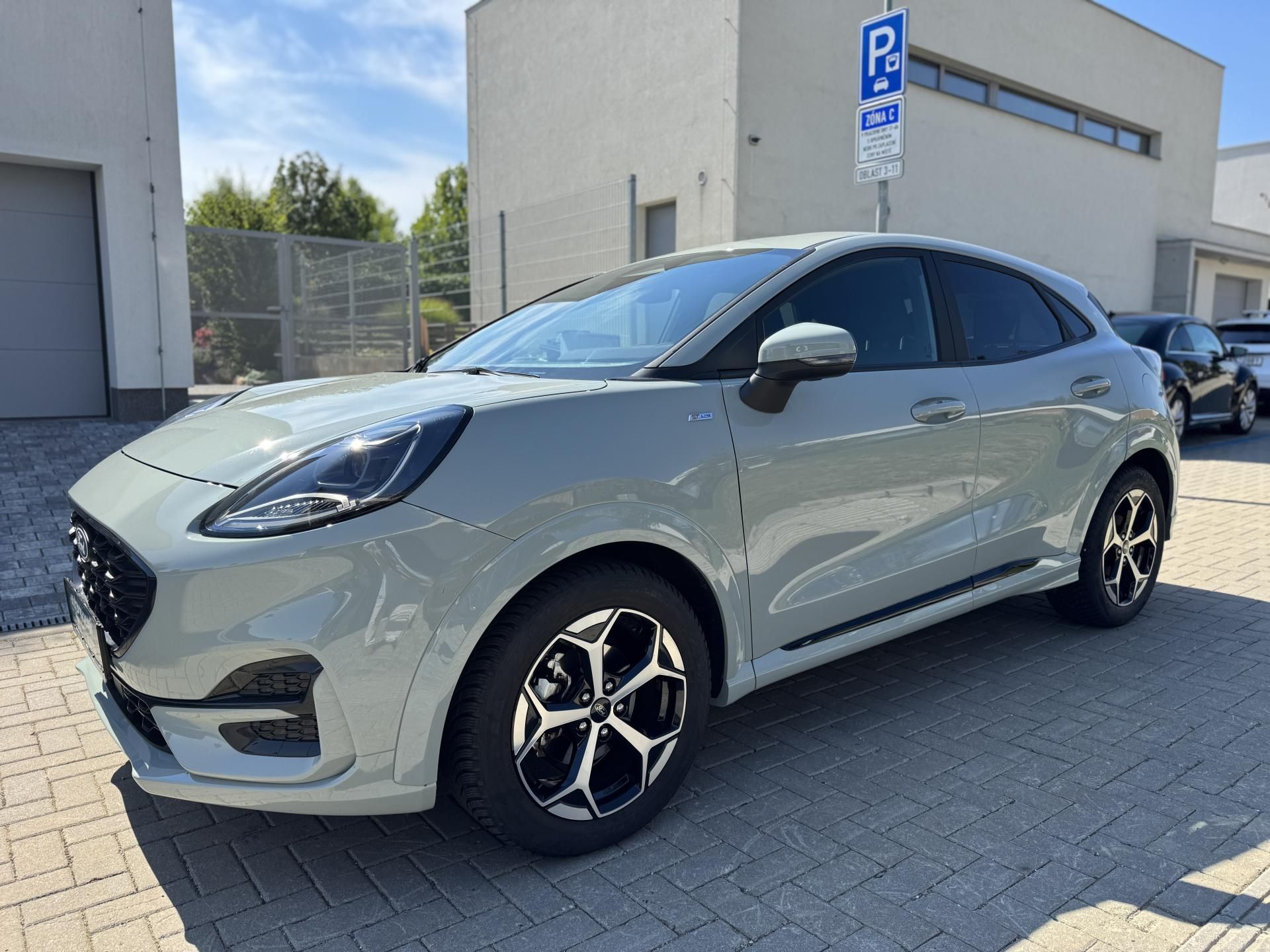 Ford Puma, 1.0i ST-Line 92kW 1.maj ČR - fotka 2