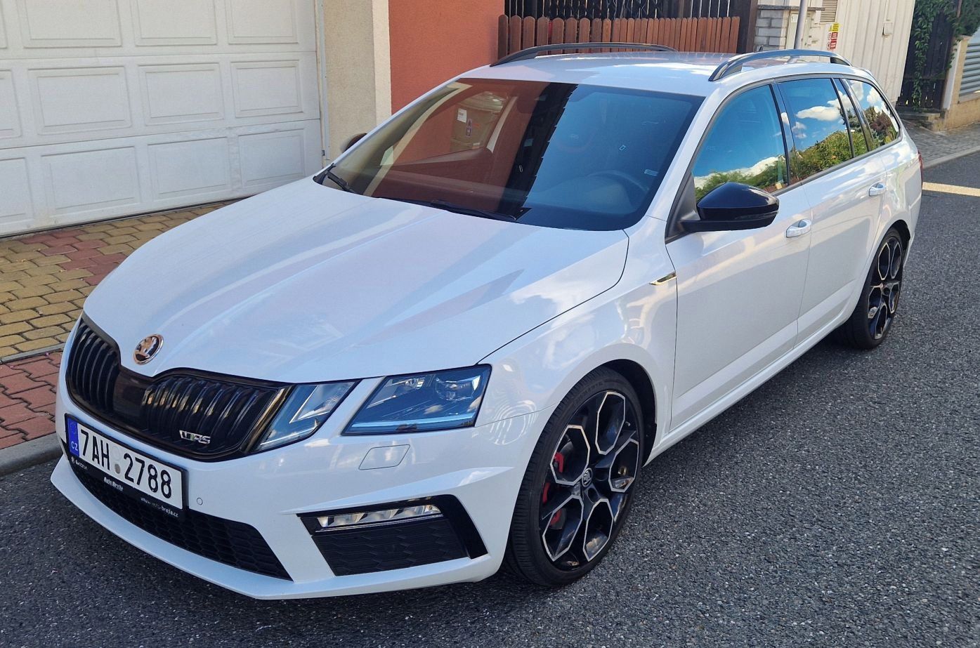 Škoda Octavia, 2.0 TSI DSG RS Combi