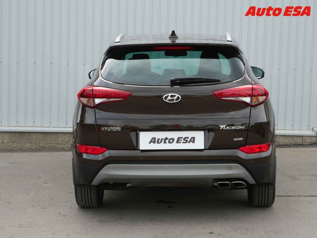 Hyundai Tucson, 2.0 CRDi,1.maj,ČR - fotka 5