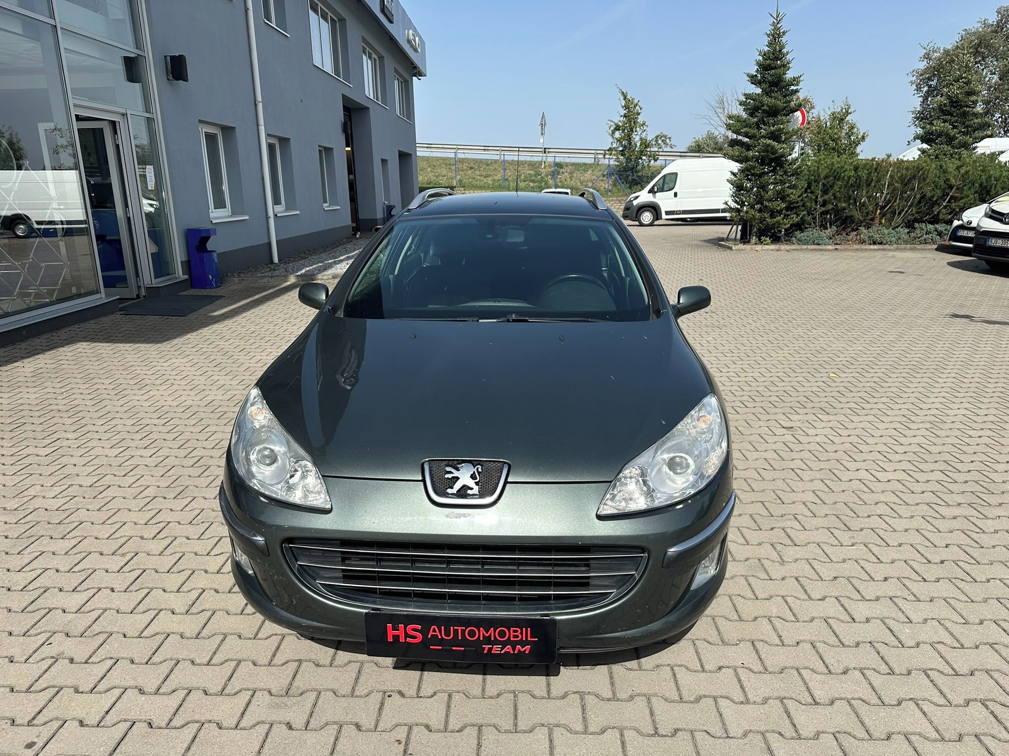 Peugeot 407, SW 2,0 HDi  100kW  2 sady kol - fotka 3