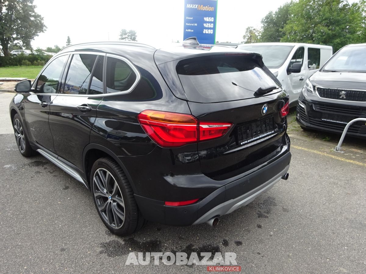 BMW X1, 2,0 D, 4X4, 140kW,garance km - fotka 5