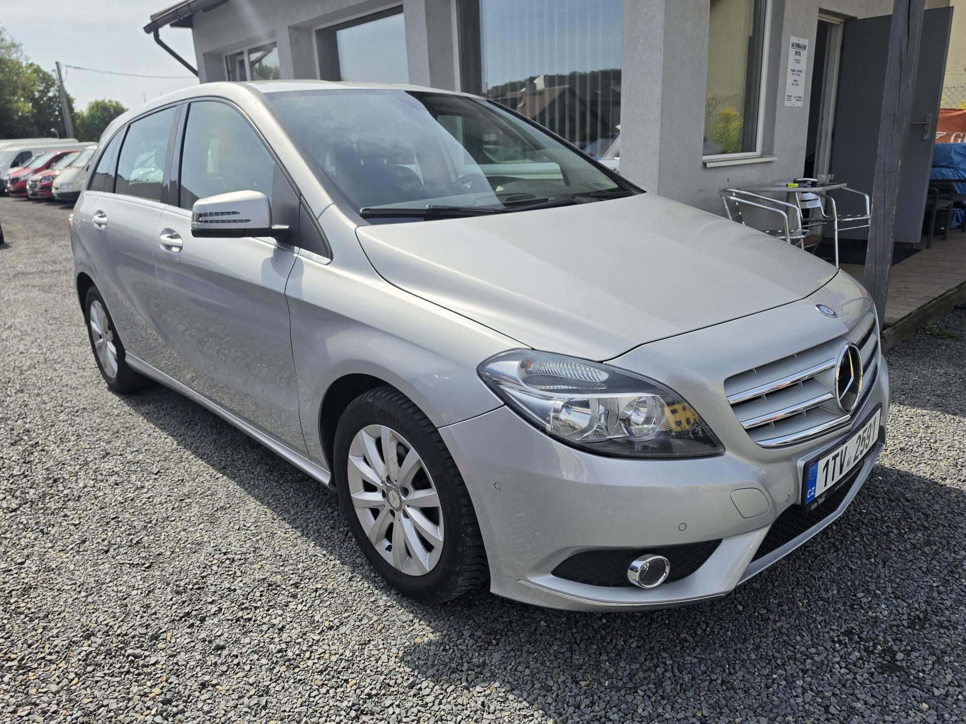 Mercedes-Benz Třídy B, 180CDi Navi Parkovací senzory