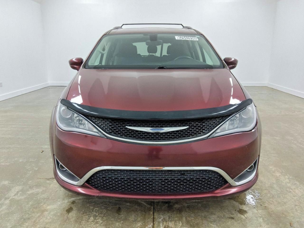 Chrysler Pacifica, Auto na cestě - fotka 5