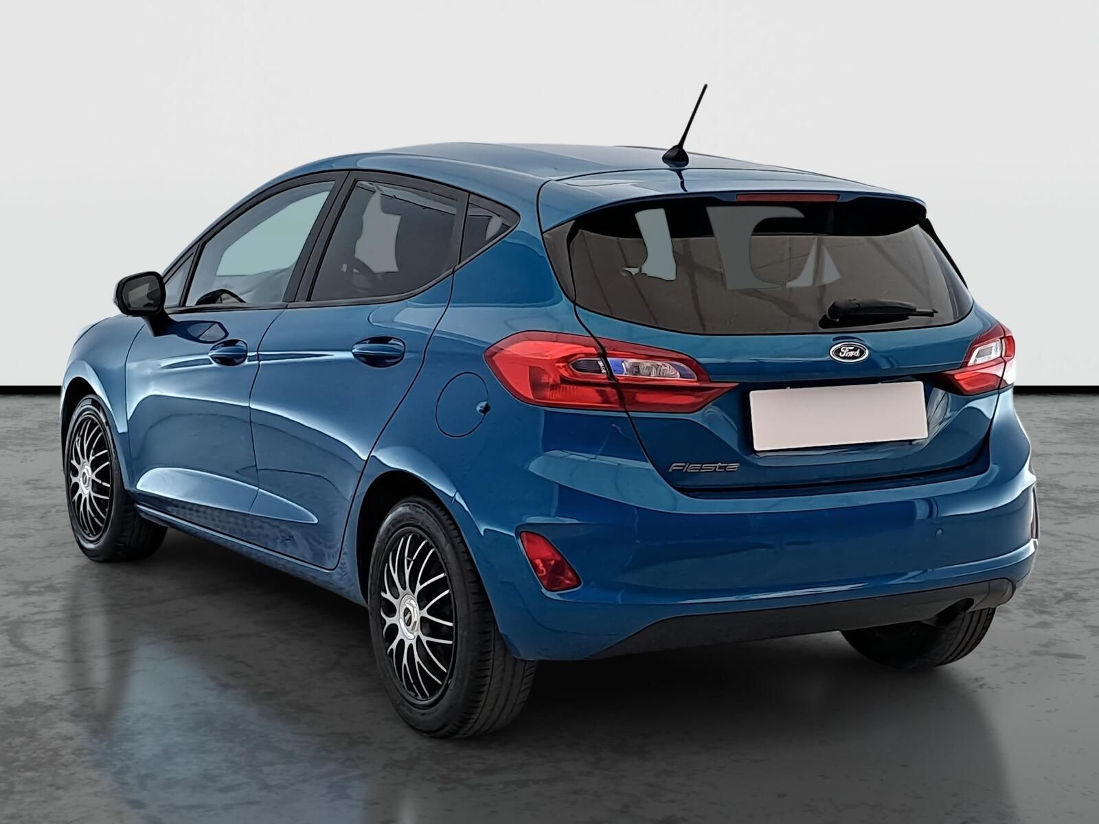 Ford Fiesta, 1.1, Klima, Tempomat - fotka 4