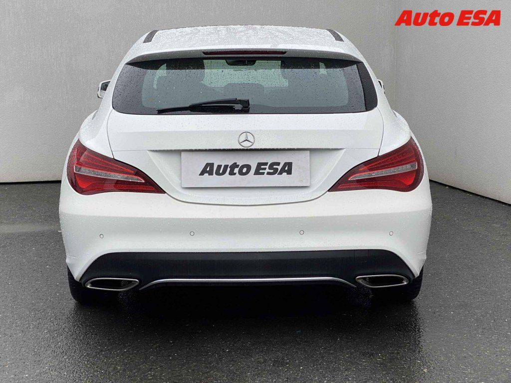 Mercedes-Benz CLA, 1.6 180,AT - fotka 5