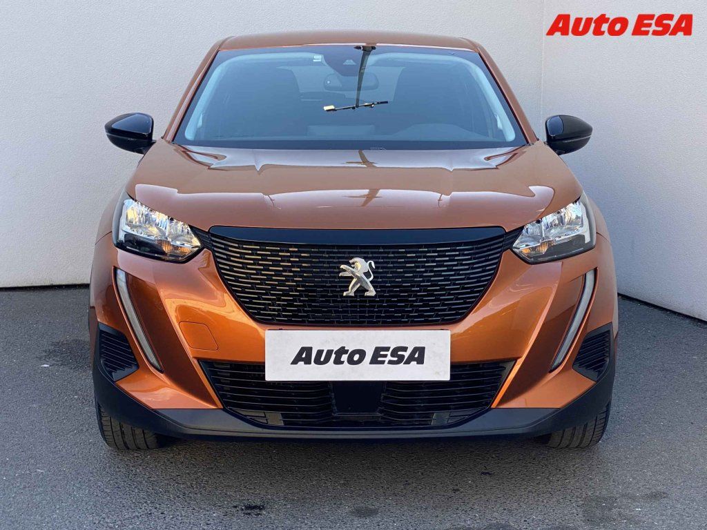 Peugeot 2008, 1.2 - fotka 2