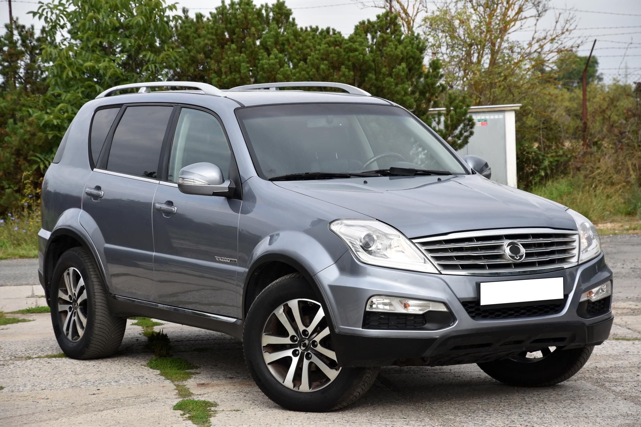 SsangYong Rexton, RX 200e-XDi 4WD A/T,KŮŽE,7MÍST