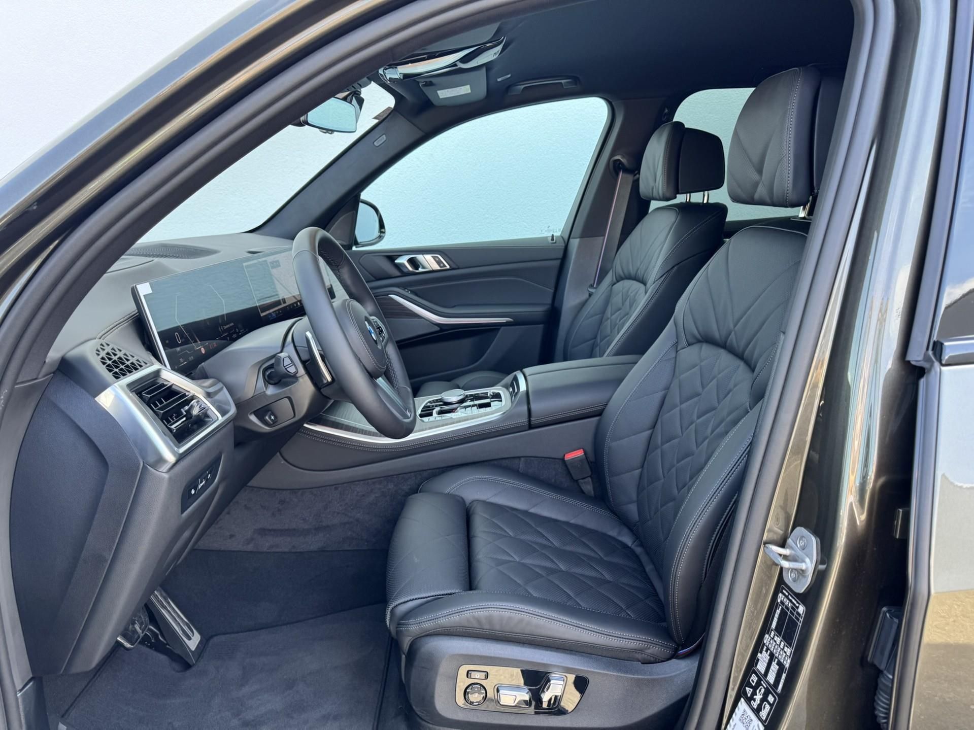BMW X5, X5 xDrive30d Mpaket - fotka 6
