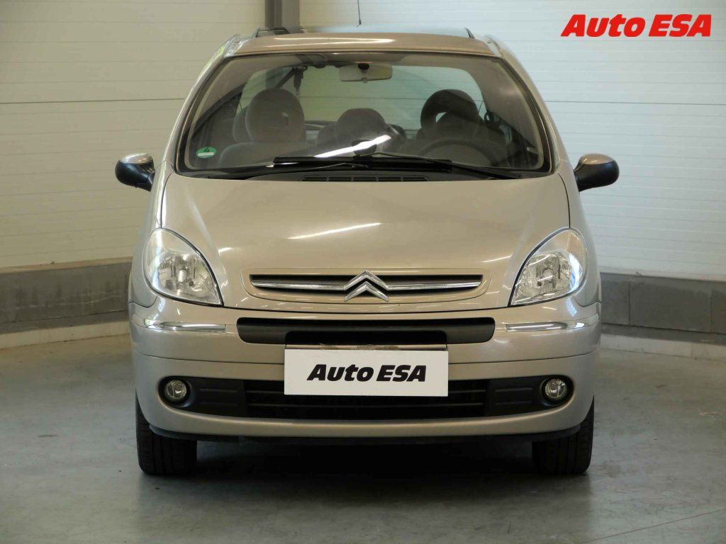 Citroën Xsara Picasso, 1.8i,1.maj - fotka 2