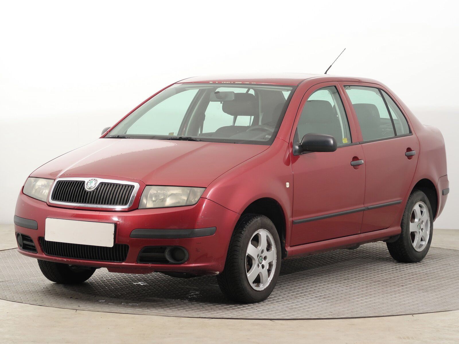 Škoda Fabia, 1.2, po STK, slušný stav - fotka 2