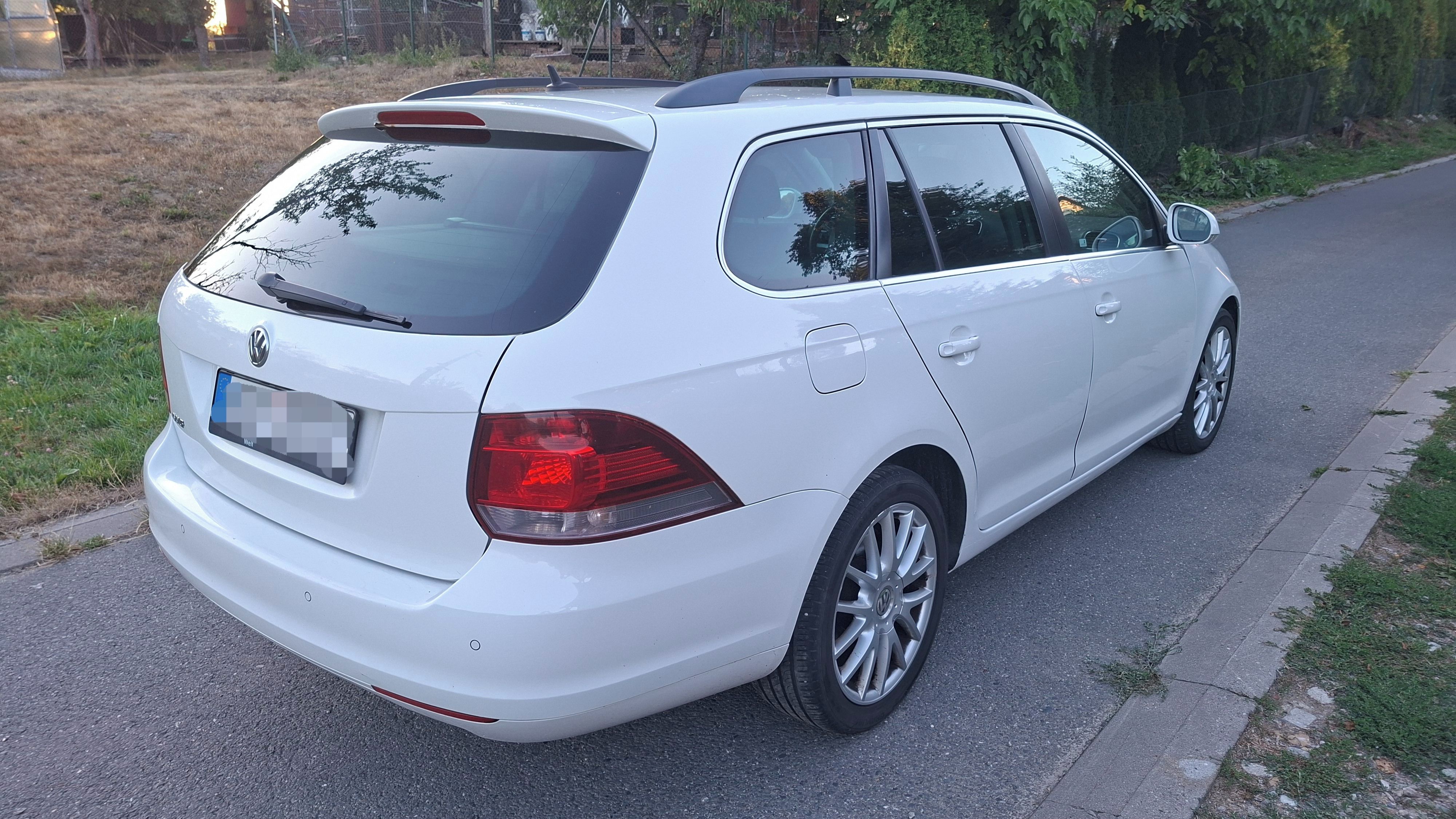 Volkswagen Golf Variant, Volkswagen Golf VI Variant 1.2 - fotka 4