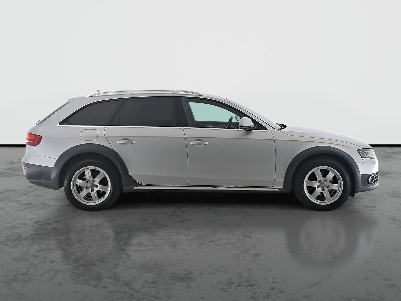 Audi A4 allroad, 2.0 TDI, 4X4, Xenony - fotka 6