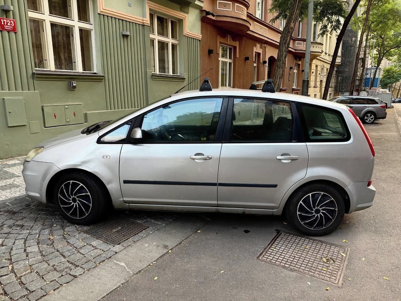 Ford C-MAX, 1.6i,138tkm,CarPlay,STK 1/28 - fotka 4