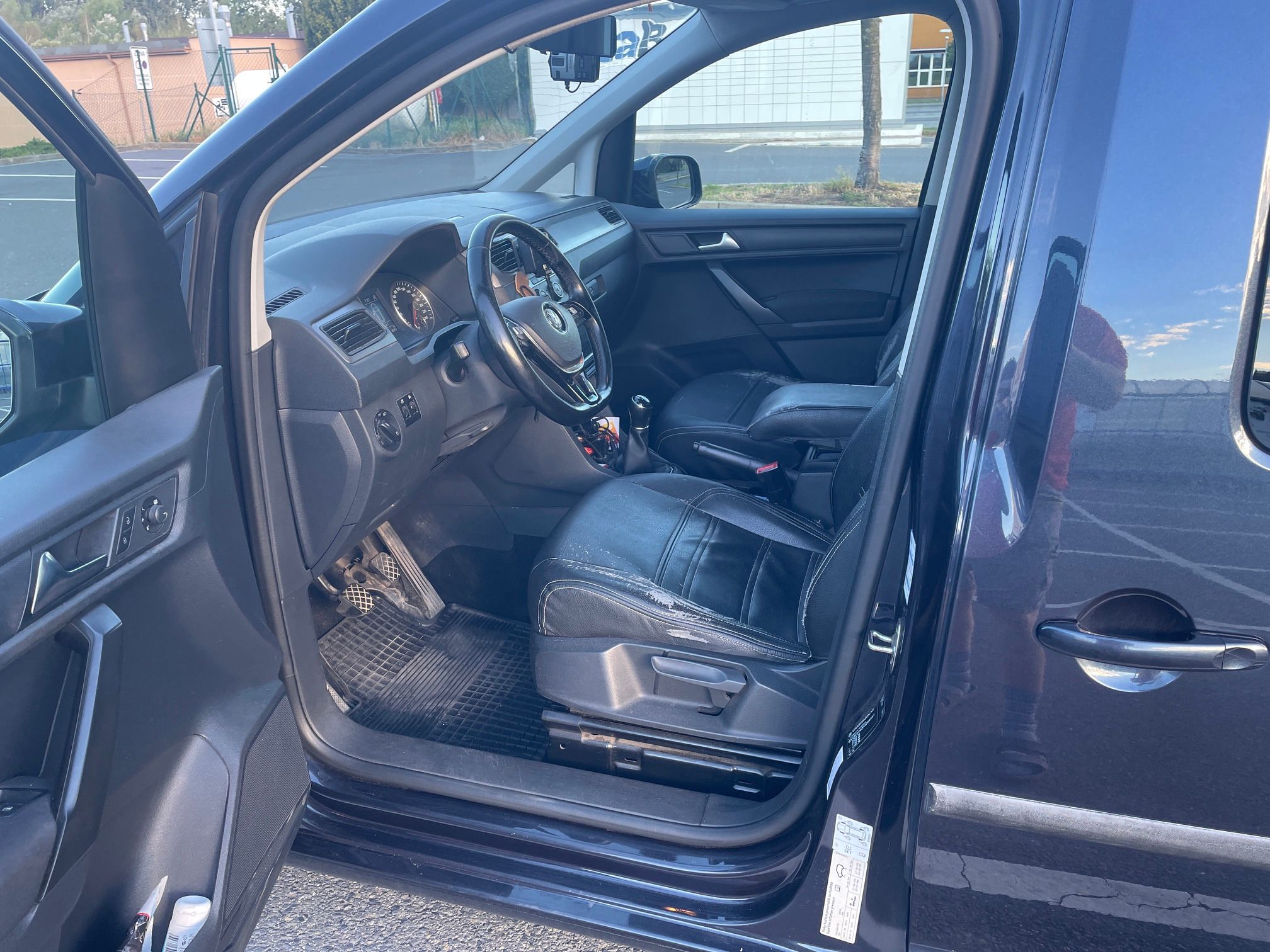 Volkswagen Caddy, VW CaddyIV 2,0TDI 131kw - fotka 5
