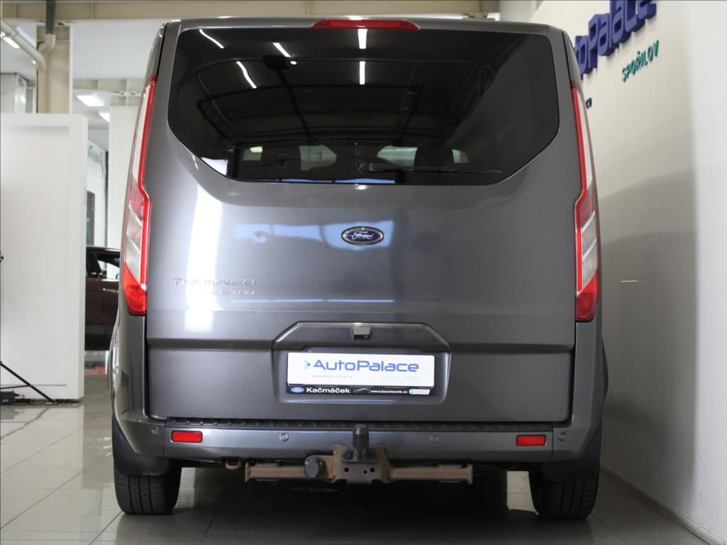 Ford Tourneo Custom, 2,0 EB 136kW AT Titan.X 1.maj. - fotka 4