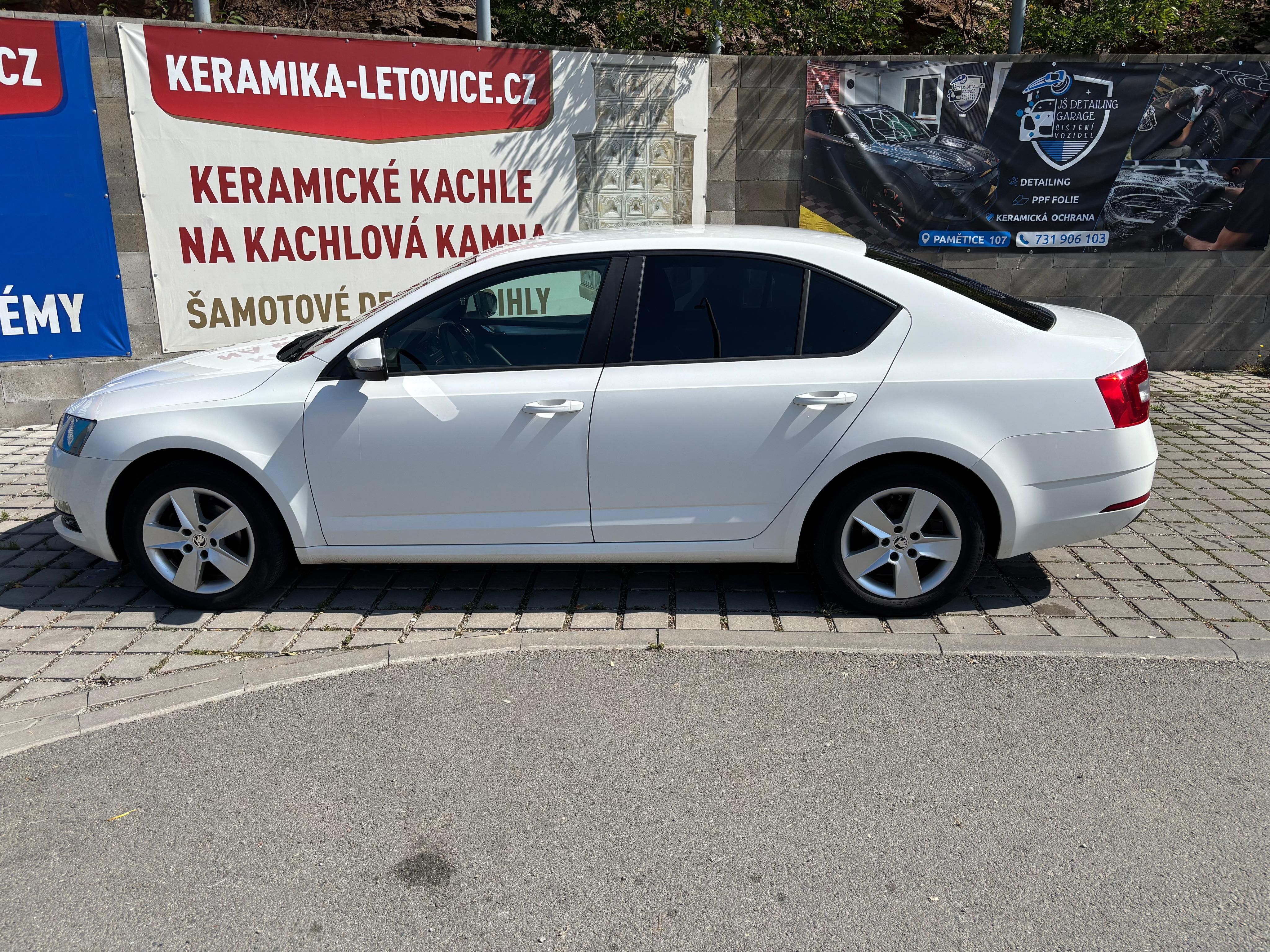 Škoda Octavia, 1.6 TDI, 85 kW, servisováno - fotka 3