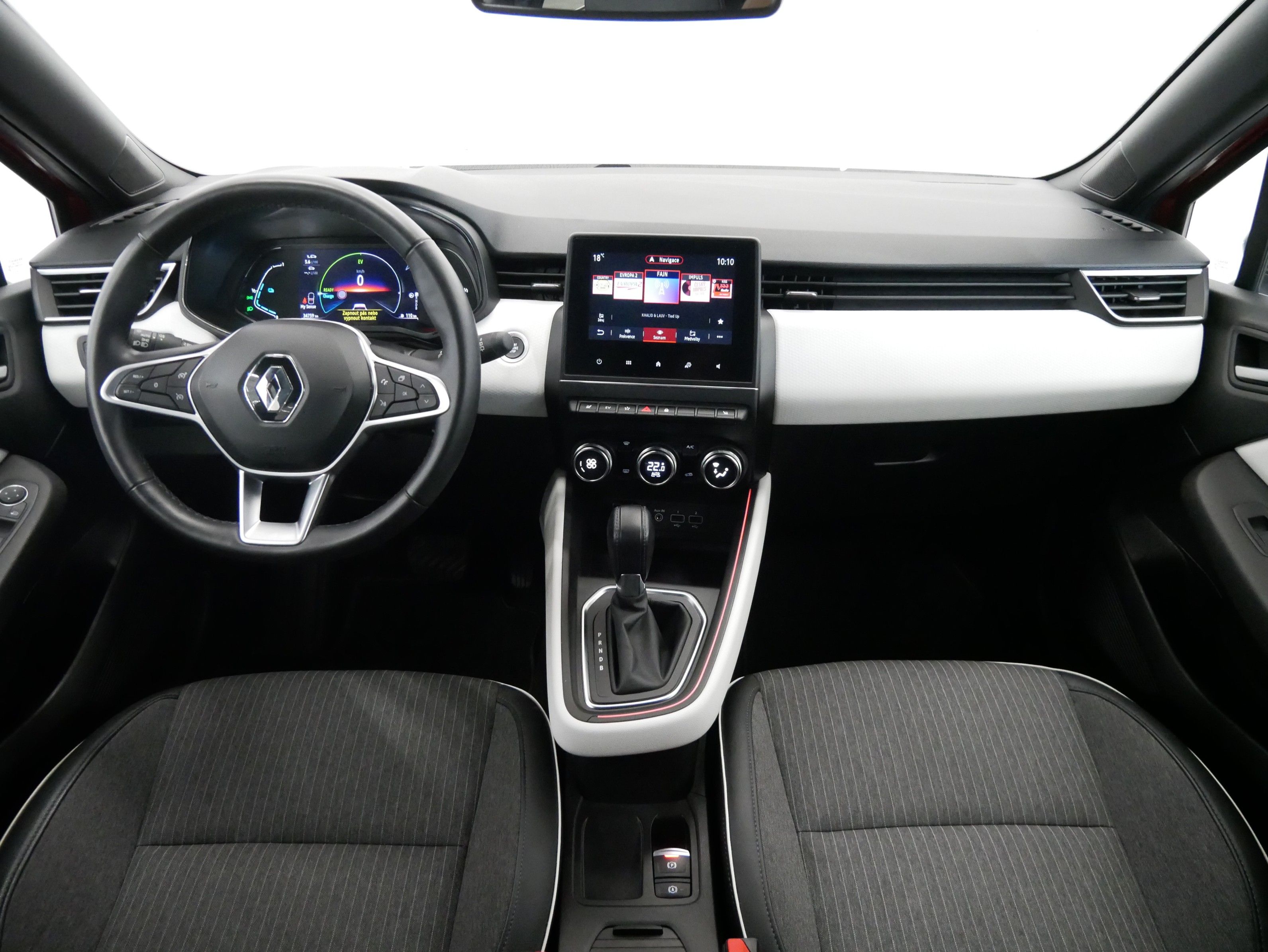 Renault Clio, 1.6 E-Tech 69 kW - fotka 5