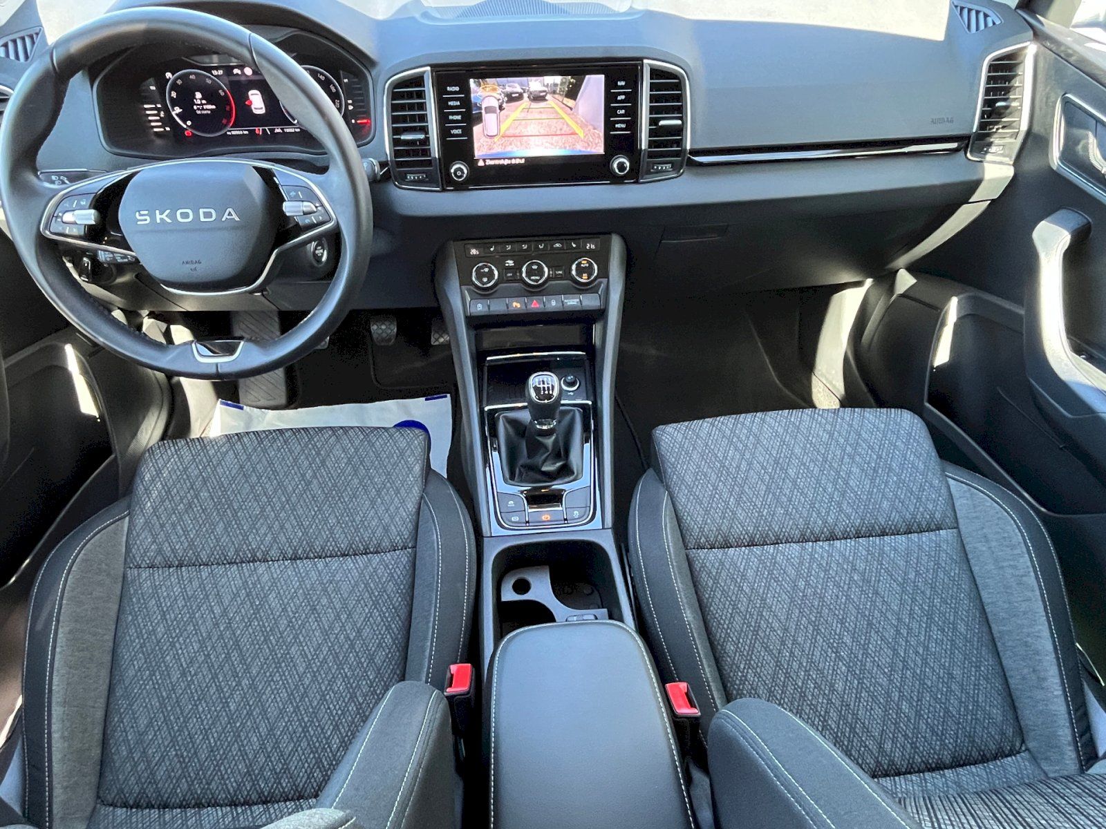 Škoda Karoq, 1.5 TSI 110kW Top Selection - fotka 6