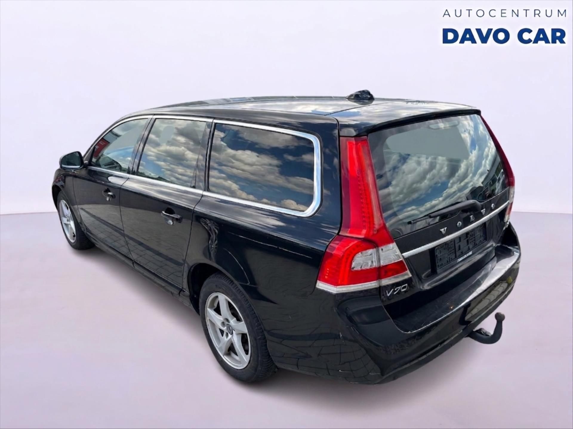 Volvo V70, 2.0 D3 110kW - fotka 4