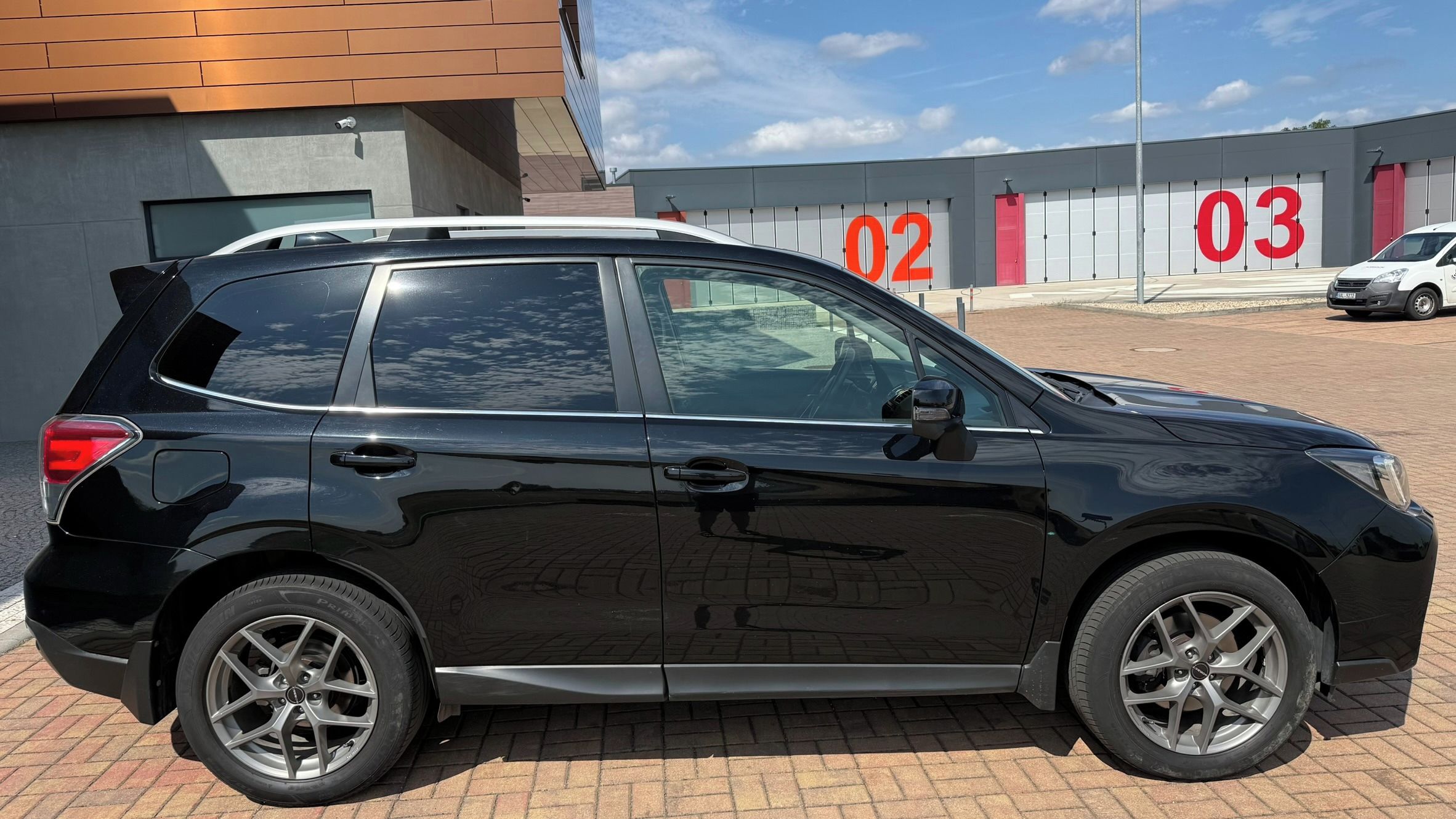 Subaru Forester, 4x4 2.0D - Sport Linea.+ tažné - fotka 6