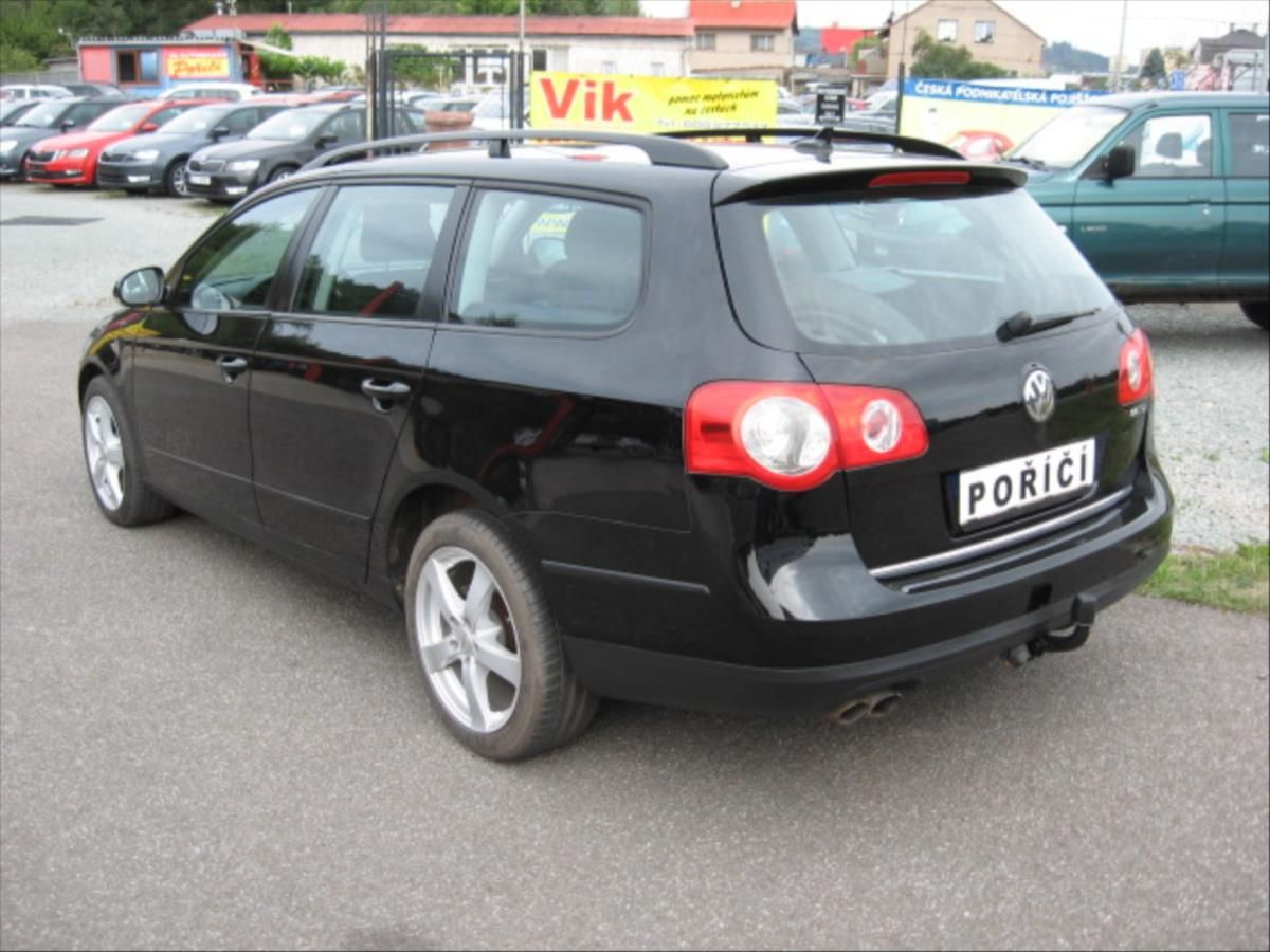 Volkswagen Passat, 2,0 TDi 103 kW - fotka 4