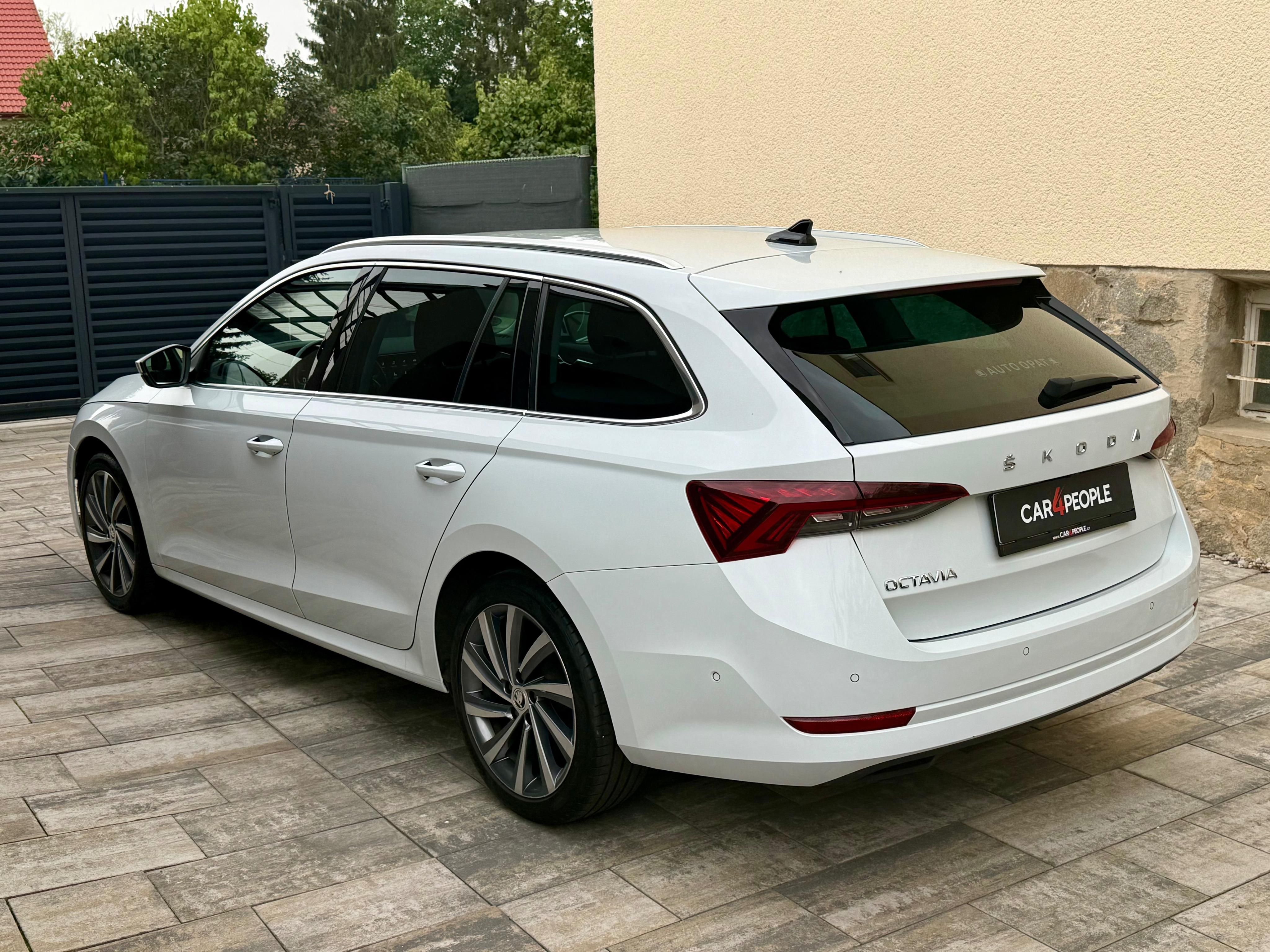 Škoda Octavia, 2.0TDi,MATRIX,HEAD-UP,CZ,TAŽNÉ - fotka 3