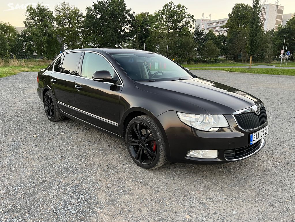 Skoda Superb 2012 из Чехии