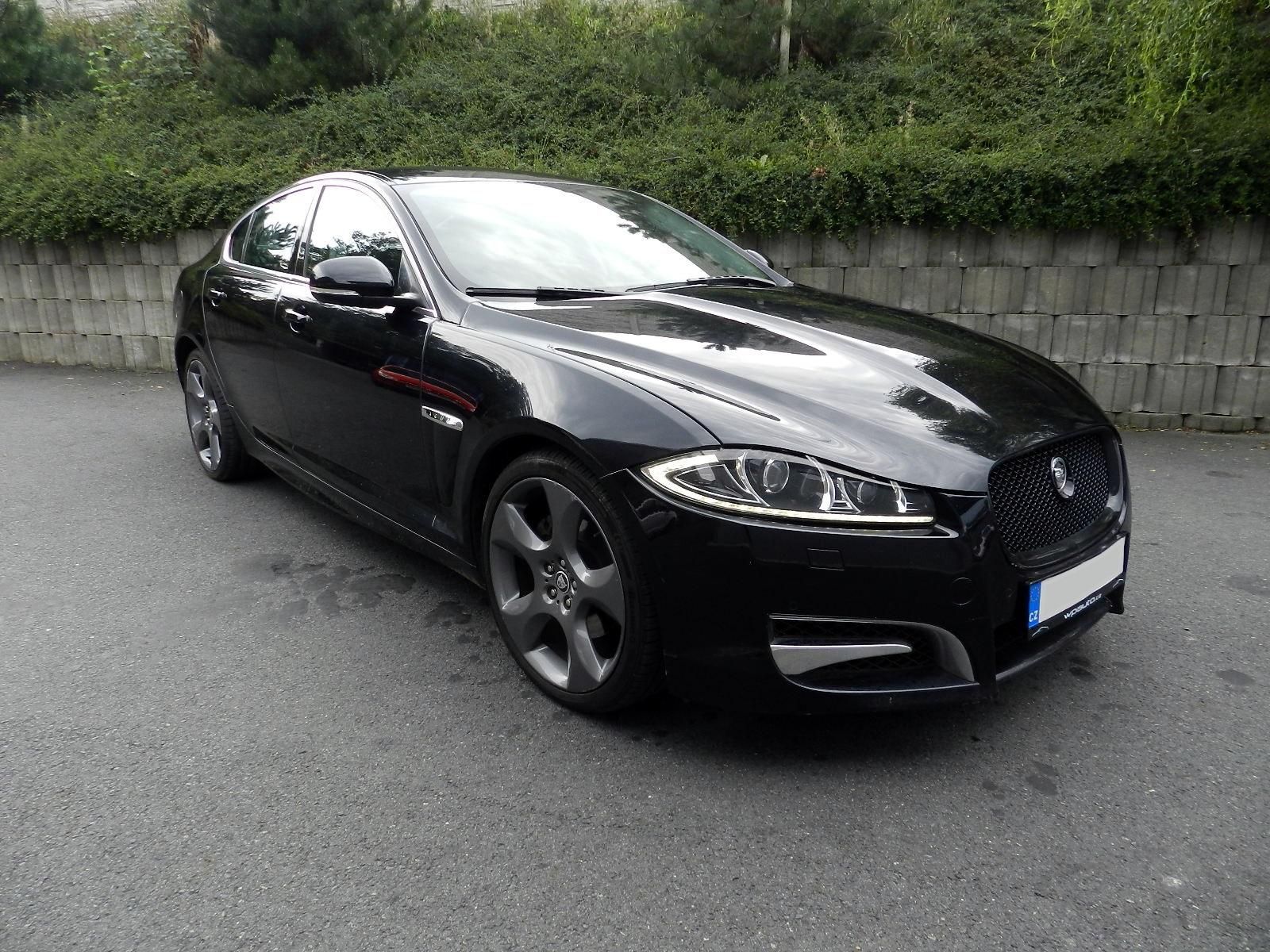 Jaguar XF, 3.0d V6 177 kW NEPOJÍZDNÉ - fotka 3