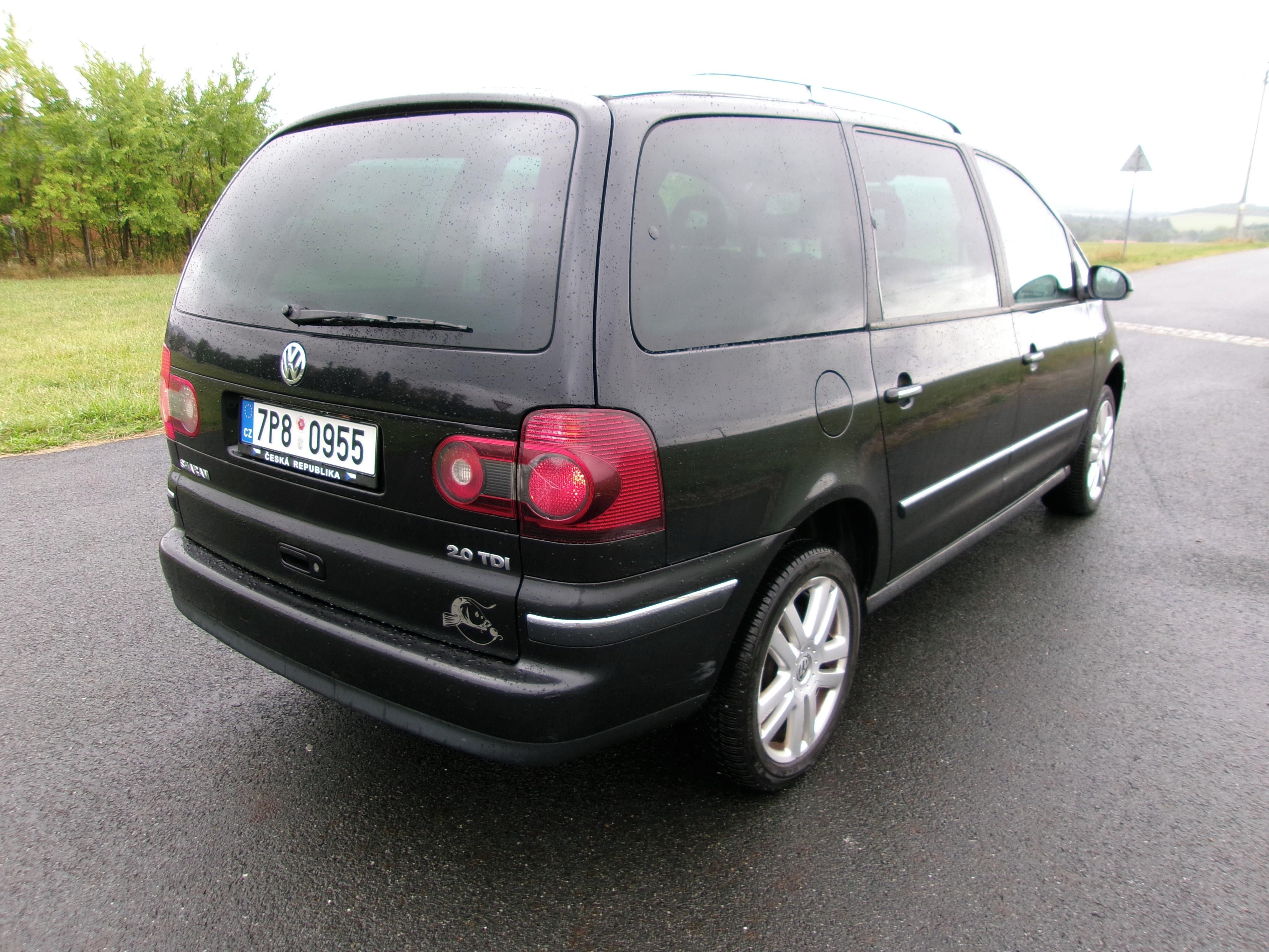 Volkswagen Sharan, 2,0TDI 103kw 7 místné - fotka 5