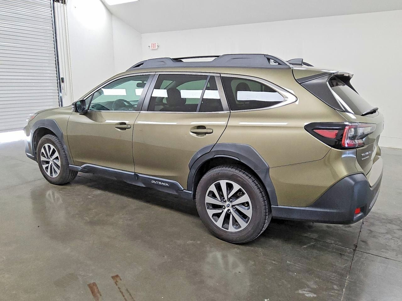 Subaru Outback, Auto na cestě - fotka 3