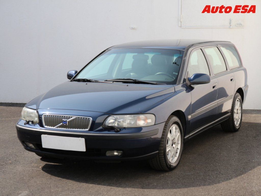 Volvo V70, 2.4 D - fotka 3