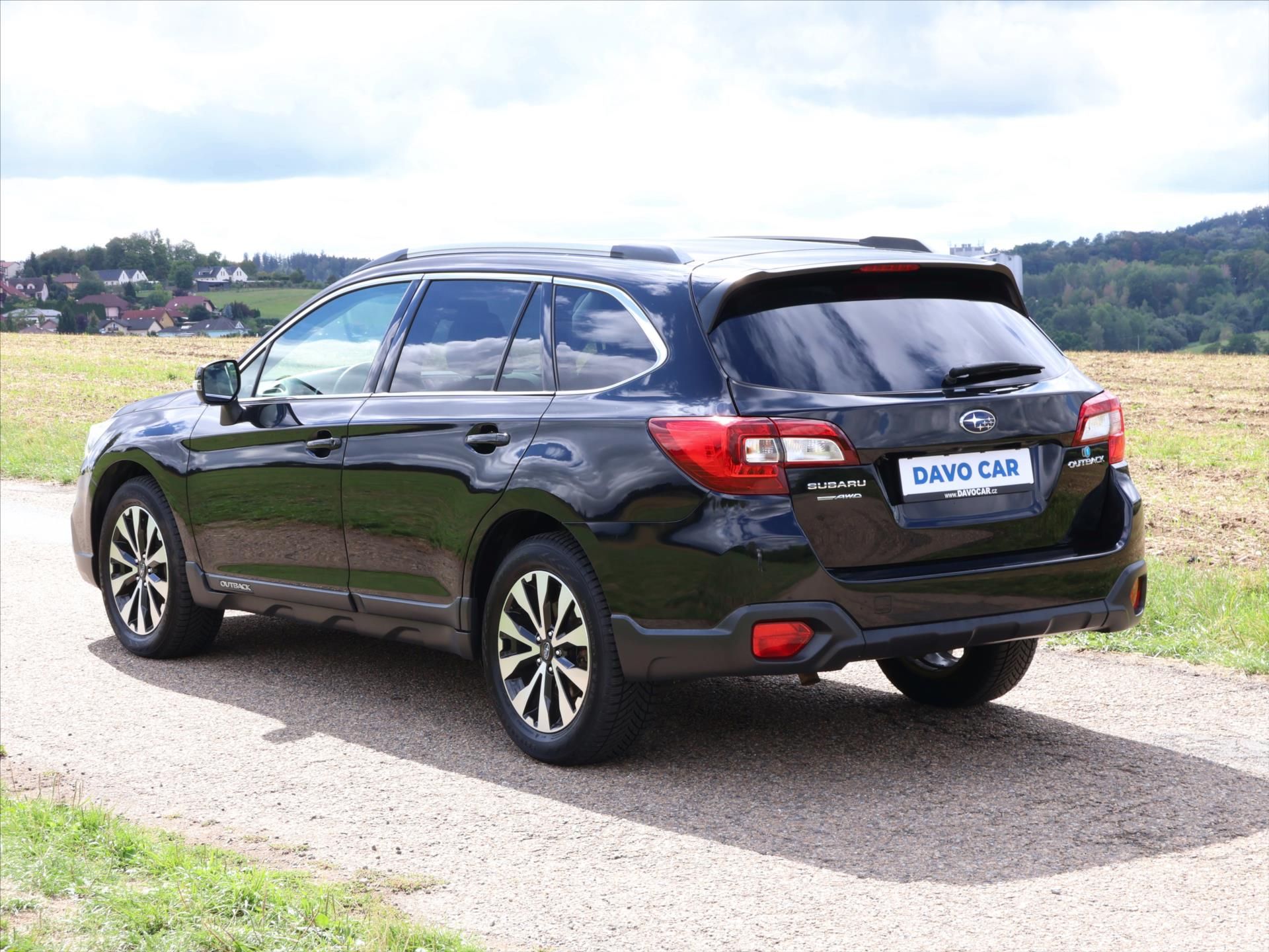Subaru Outback, 2,5 i 129kW Aut. AWD Kůže CZ - fotka 5