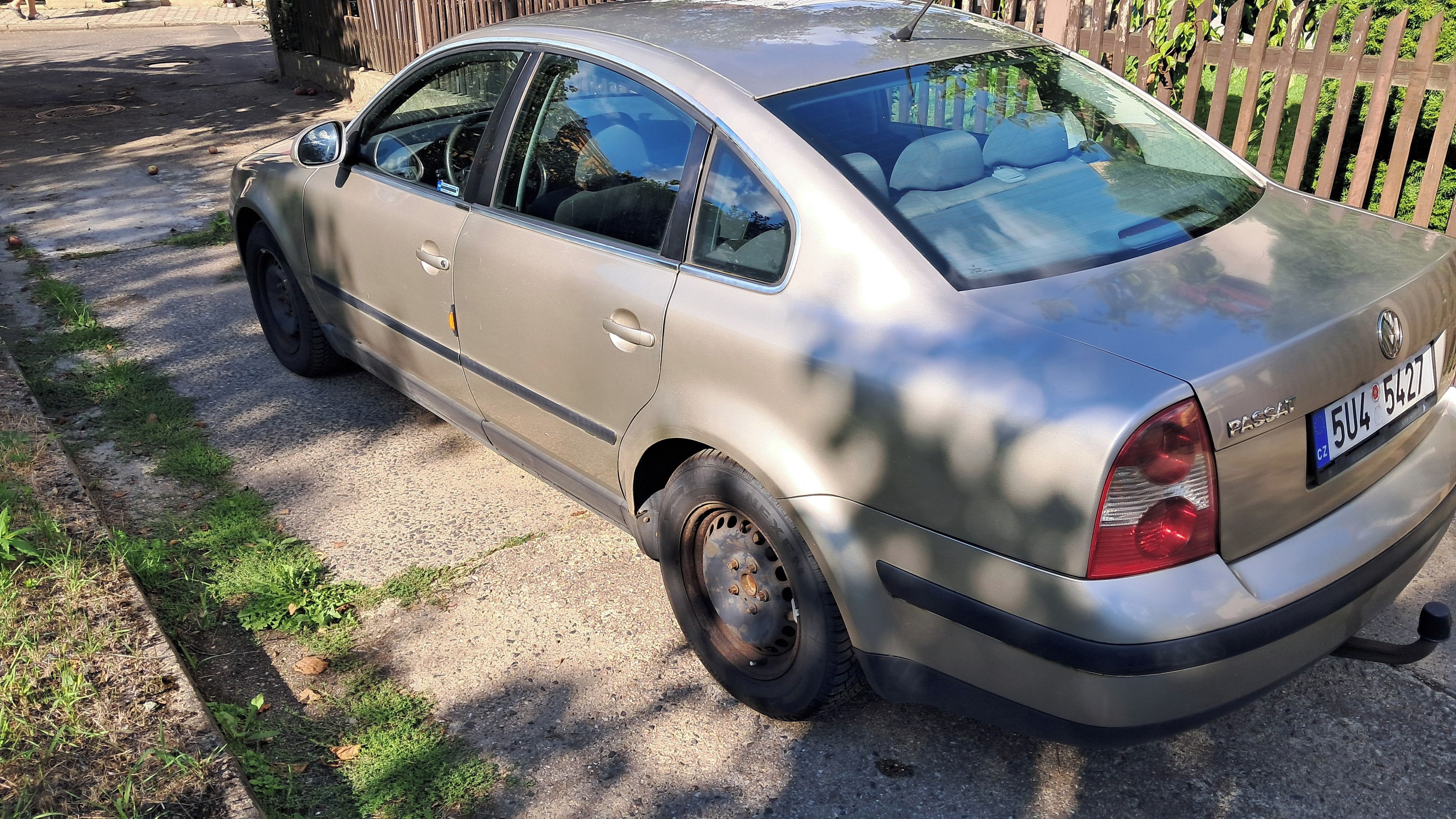 Volkswagen Passat - fotka 2