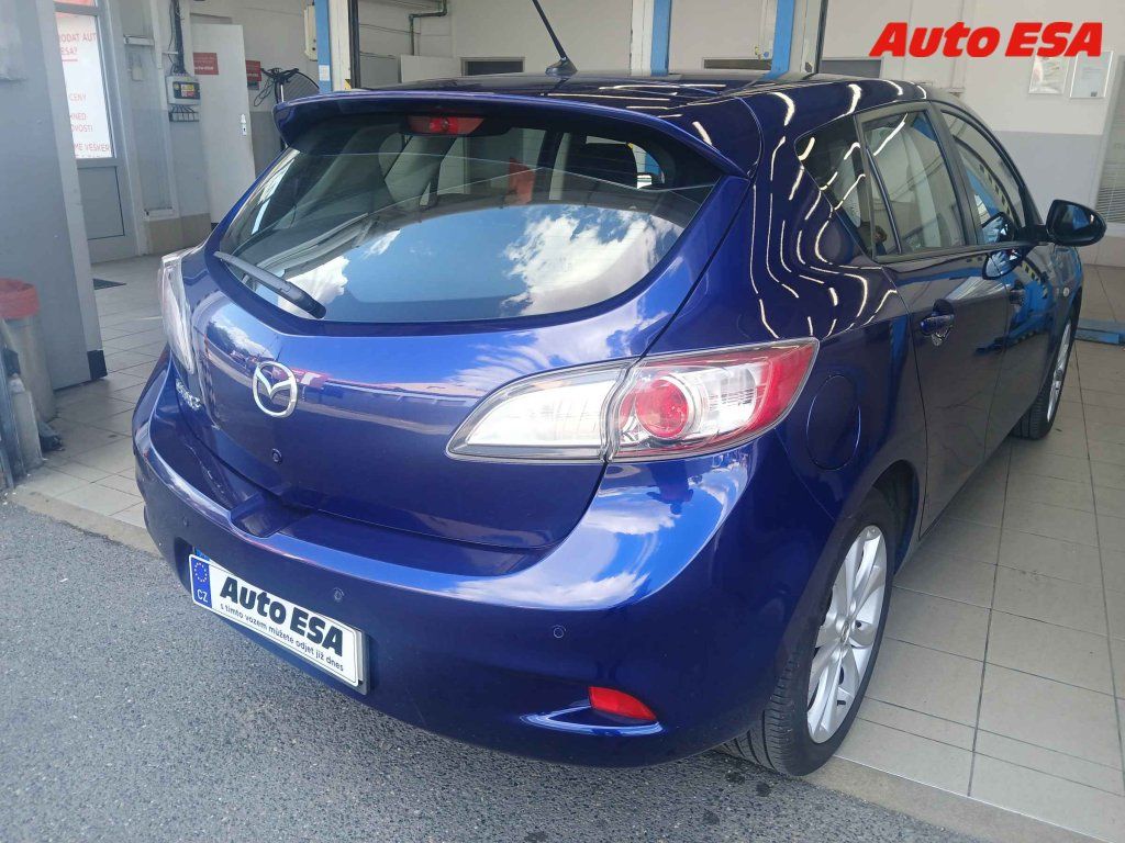 Mazda 3, 1.6i - fotka 2