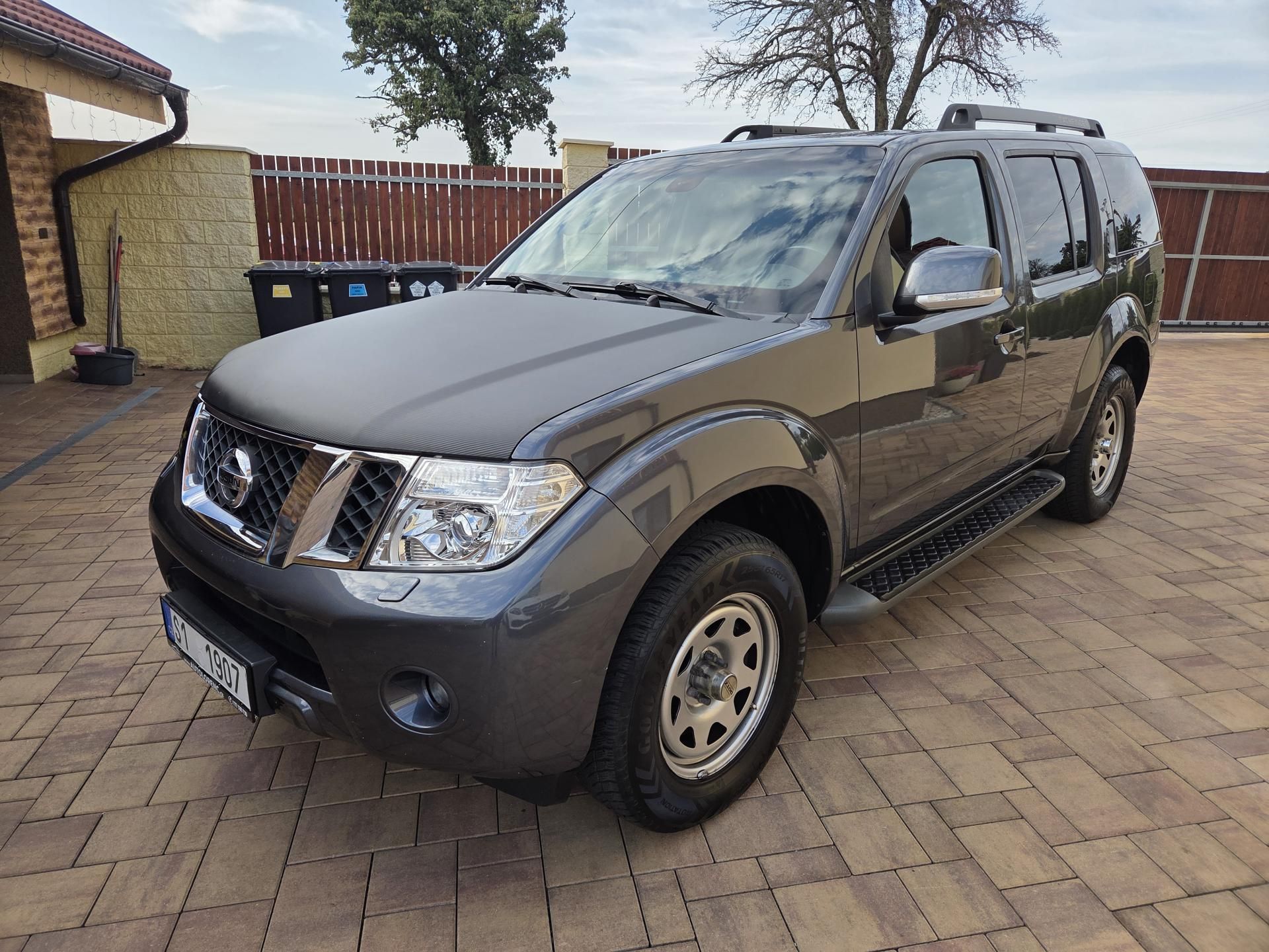 Nissan Pathfinder, 2.5 dCi LE 140Kw manuál