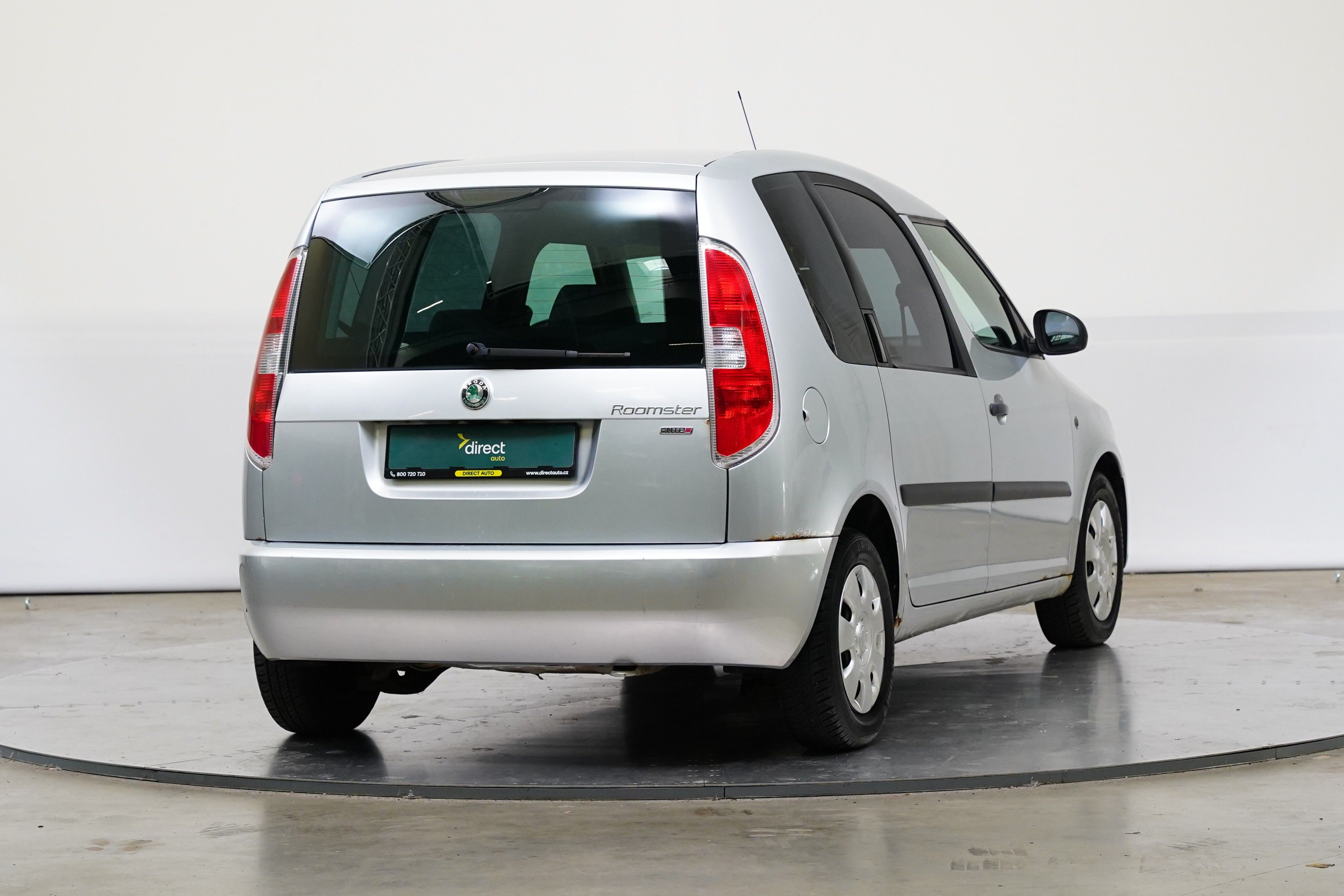 Škoda Roomster, 1.2 HTP 51 kW Active - fotka 2