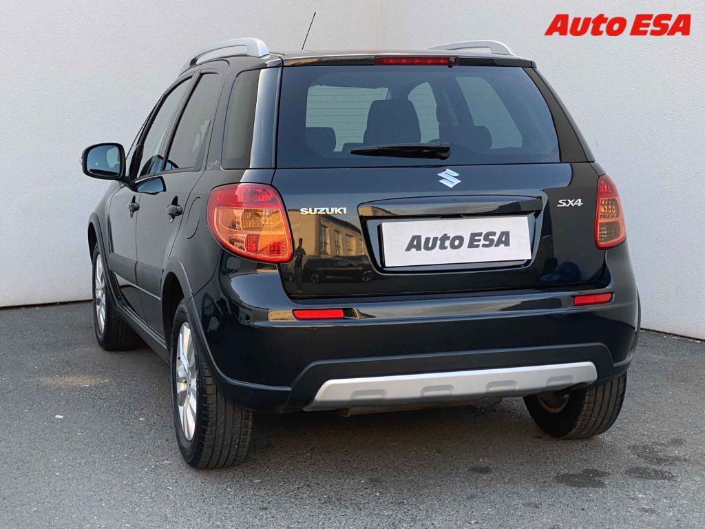 Suzuki SX4, 1.6,navi - fotka 6