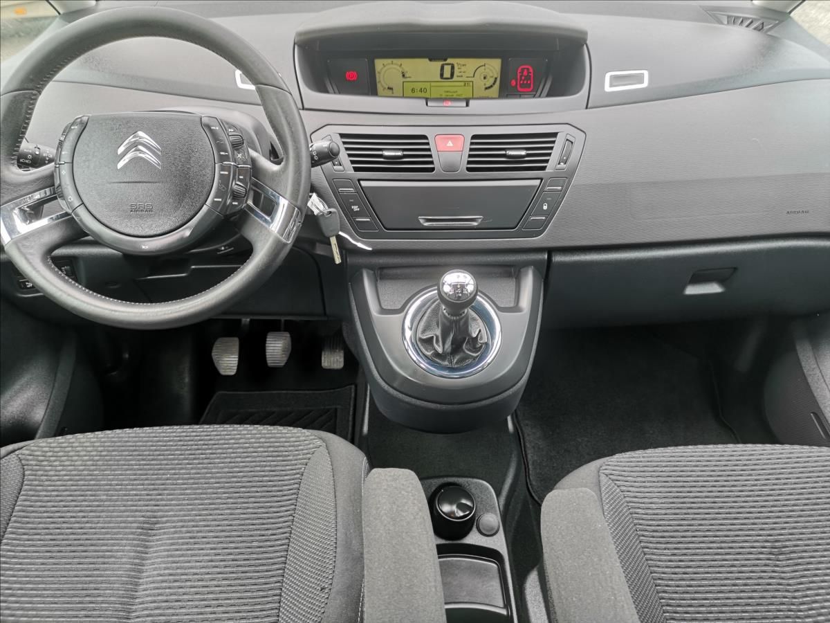 Citroën C4 Picasso, 1,6 RED - fotka 3