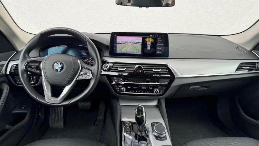 BMW Řada 5, 520 d Touring*Kůže*Navi*Led* - fotka 6