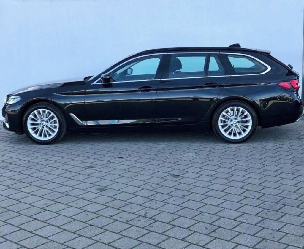BMW Řada 5, 540i xDrive Touring Luxury - fotka 5
