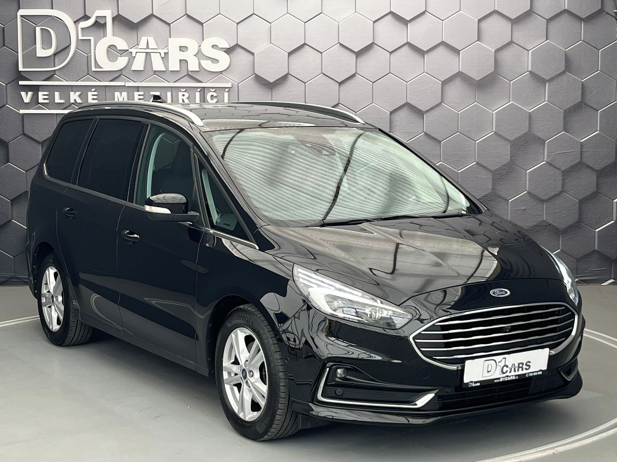 Ford Galaxy, 2.0 EB Titanium manuál nez.top - fotka 5