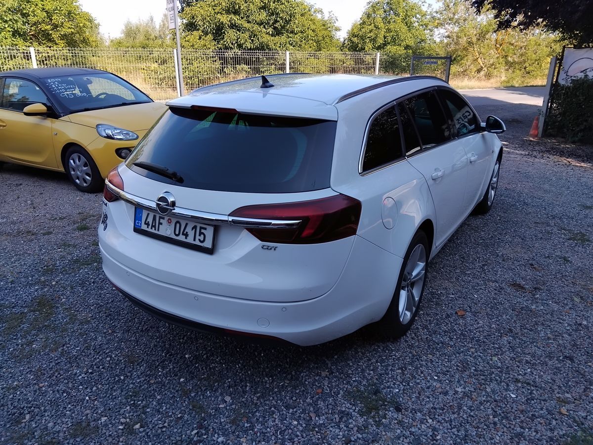 Opel Insignia, 2.0 CDTi - fotka 3