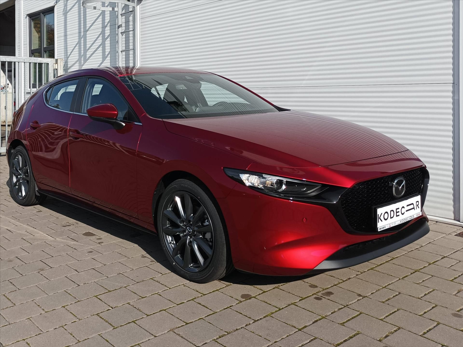Mazda 3, 2,5 Centre-Line G140k 6MAN  HB