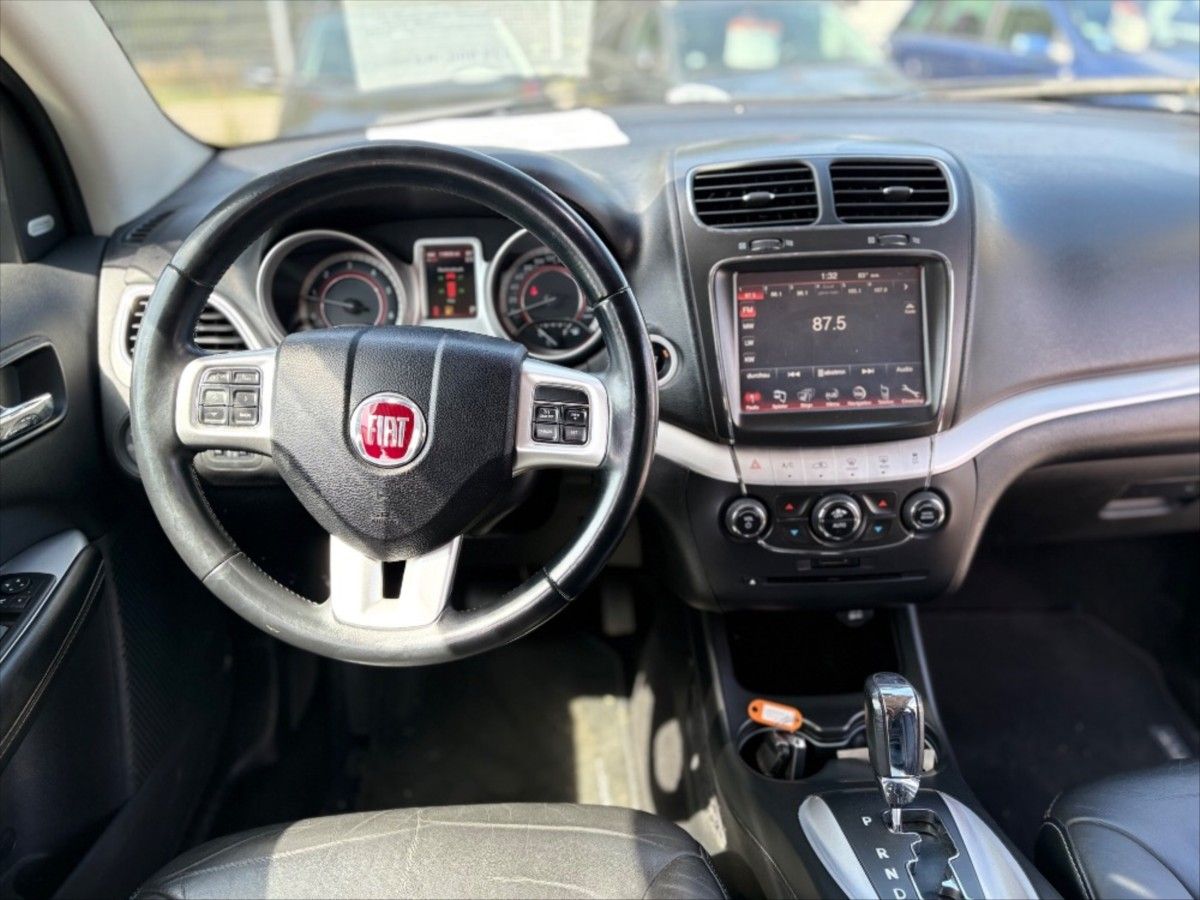 Fiat Freemont, 2,0 4x4 7 míst AUTOMAT - fotka 6
