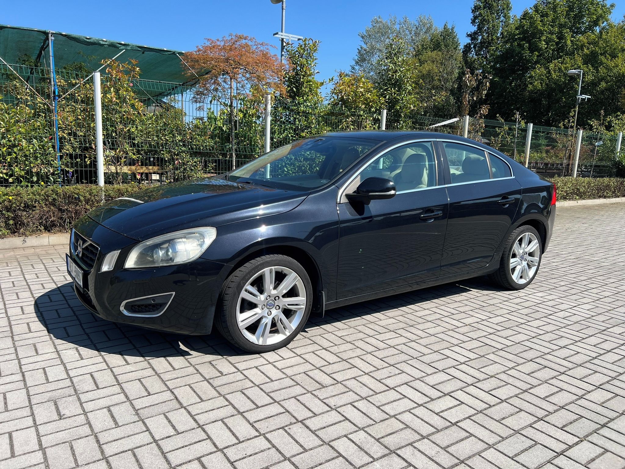 Volvo S60 - fotka 4
