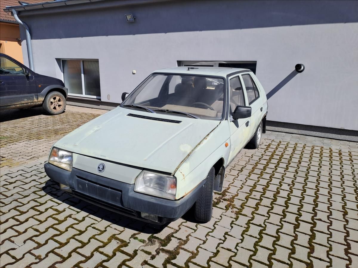 Škoda Favorit, 1,3 ECO UHRAZENO 1.MAJITEL  13